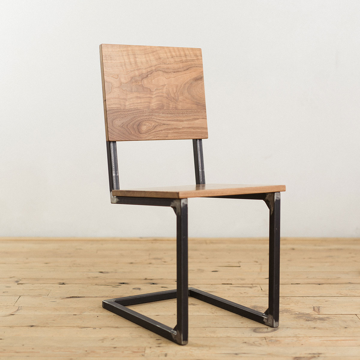 prairie-modern-raw-steel-walnut-school-house-chair